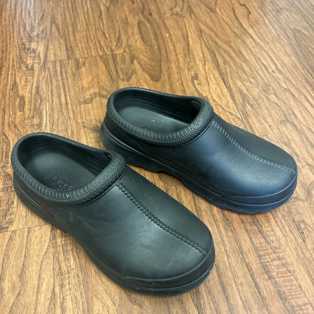 UGG Tasman Waterproof Slip-On Clog in Black